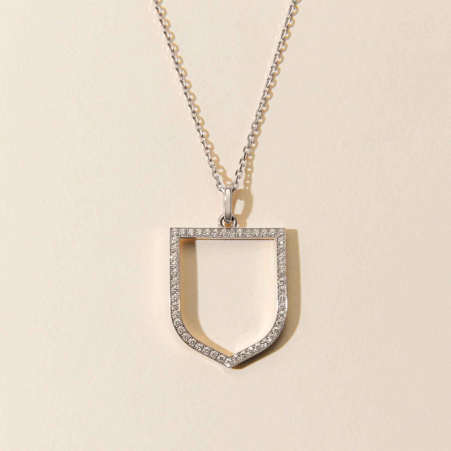 Collier blason frame d'or pavé diamant sur chaîne - taille XXL